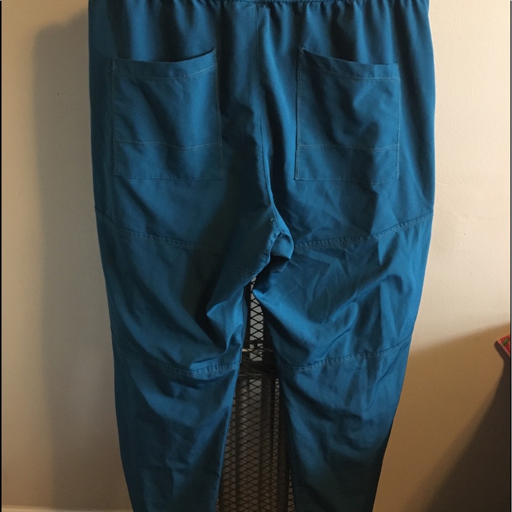 Scrub pants